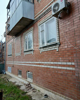 Дом 200м&sup2;, 2-этажный, участок 5 сот.  