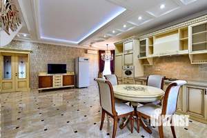 Дом 290м&sup2;, 2-этажный, участок 8 сот.  