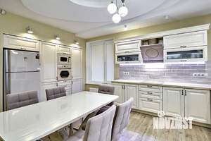 Дом 296м², 2-этажный, участок 7 сот.  