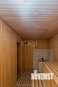 Дом 294м², 2-этажный, участок 6 сот.  