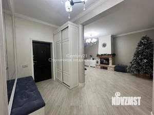 Дом 195м&sup2;, 2-этажный, участок 5 сот.  