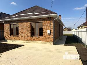 Коттедж 103м&sup2;, 1-этажный, участок 5 сот.  