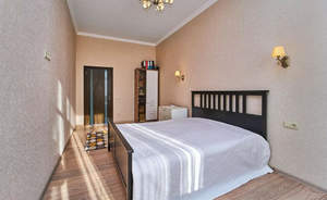 Дом 298м&sup2;, 2-этажный, участок 8 сот.  