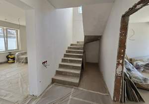 Дом 153м&sup2;, 2-этажный, участок 6 сот.  