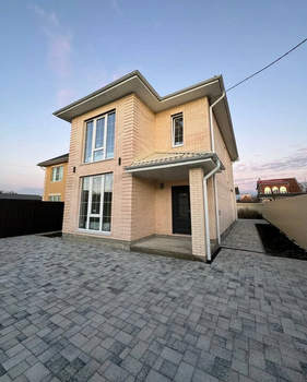 Дом 160м&sup2;, 2-этажный, участок 5 сот.  