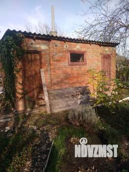 Дом 39м&sup2;, 2-этажный, участок 4 сот.  