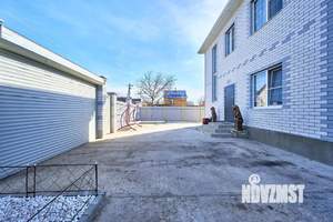 Дом 140м&sup2;, 2-этажный, участок 4 сот.  