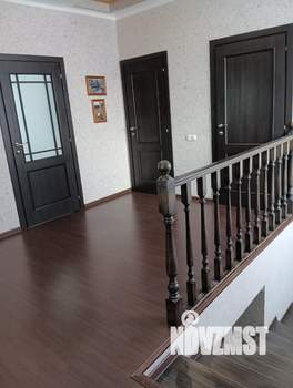 Коттедж 272м&sup2;, 2-этажный, участок 8 сот.  