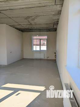 Коттедж 196м&sup2;, 2-этажный, участок 5 сот.  