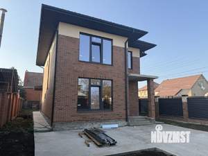 Дом 160м&sup2;, 2-этажный, участок 6 сот.  