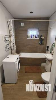 Дом 100м&sup2;, 2-этажный, участок 3 сот.  