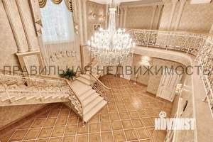 Дом 800м&sup2;, 2-этажный, участок 16 сот.  