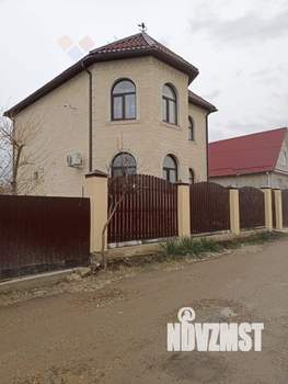 Дом 139м&sup2;, 2-этажный, участок 6 сот.  