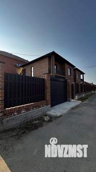 Дом 158м&sup2;, 2-этажный, участок 3 сот.  