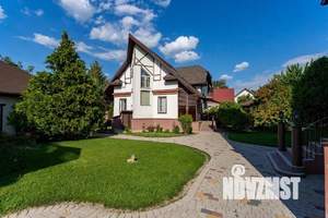 Дом 521м&sup2;, 3-этажный, участок 16 сот.  