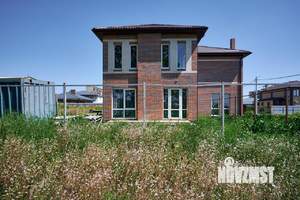 Дом 141м&sup2;, 2-этажный, участок 5 сот.  