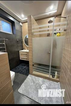 Дом 130м&sup2;, 2-этажный, участок 4 сот.  