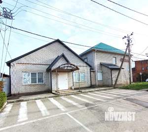 Дом 328м&sup2;, 2-этажный, участок 5 сот.  