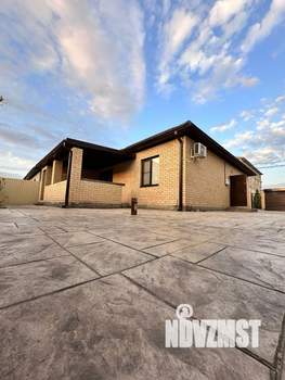 Коттедж 100м&sup2;, 1-этажный, участок 4 сот.  