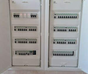 Дом 299м&sup2;, 2-этажный, участок 10 сот.  