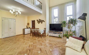 Дом 228м&sup2;, 3-этажный, участок 12 сот.  