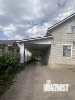 Дом 291м², 2-этажный, участок 8 сот.  