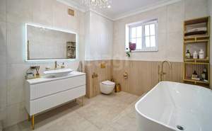 Дом 277м&sup2;, 2-этажный, участок 6 сот.  