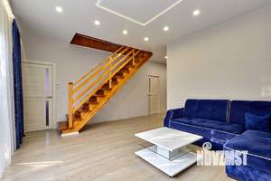 Дом 120м&sup2;, 2-этажный, участок 6 сот.  