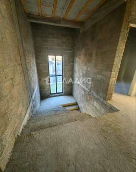 Дом 180м², 2-этажный, участок 6 сот.  