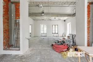 Дом 670м&sup2;, 3-этажный, участок 9 сот.  