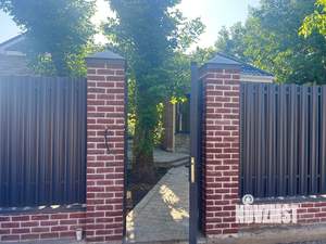 Дом 140м&sup2;, 1-этажный, участок 6 сот.  