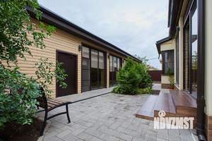 Дом 370м&sup2;, 2-этажный, участок 8 сот.  