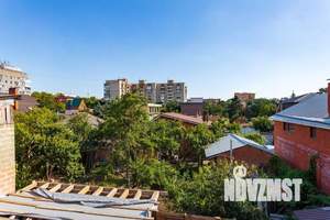 Дом 227м&sup2;, 3-этажный, участок 5 сот.  