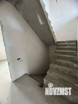 Таунхаус 150м², 3-этажный, участок 1 сот.  