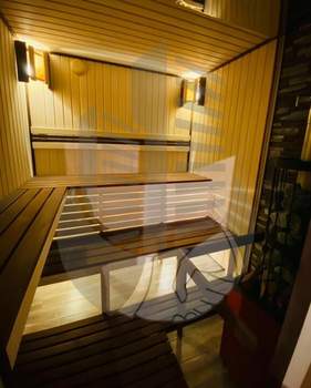 Дом 200м&sup2;, 2-этажный, участок 6 сот.  