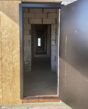 Дом 200м&sup2;, 1-этажный, участок 8 сот.  