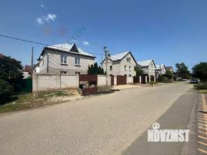 Дом 244м², 2-этажный, участок 6 сот.  