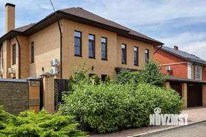 Дом 312м&sup2;, 2-этажный, участок 8 сот.  