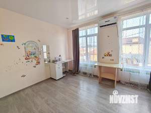 Таунхаус 76м&sup2;, 2-этажный, участок 1 сот.  