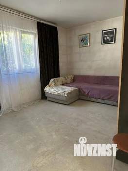 Дом 50м&sup2;, 1-этажный, участок 3 сот.  