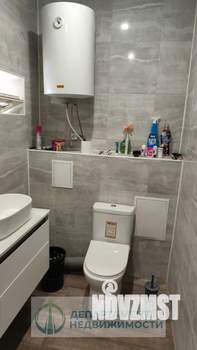 Дом 107м&sup2;, 2-этажный, участок 4 сот.  