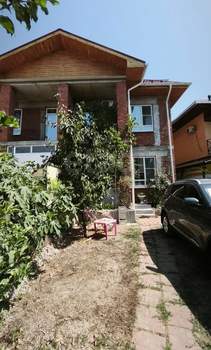 Дом 160м&sup2;, 2-этажный, участок 5 сот.  