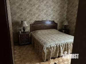 Дом 750м&sup2;, 2-этажный, участок 9 сот.  