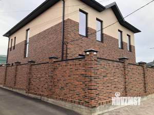 Дом 247м&sup2;, 2-этажный, участок 4 сот.  