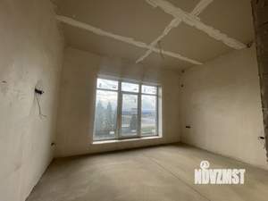 Дом 215м&sup2;, 1-этажный, участок 8 сот.  