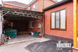 Дом 160м&sup2;, 2-этажный, участок 4 сот.  