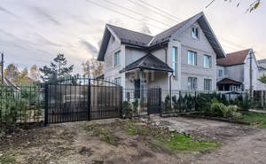 Дом 281м², 2-этажный, участок 7 сот.  