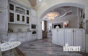 Дом 192м&sup2;, 2-этажный, участок 7 сот.  