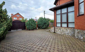 Дом 217м&sup2;, 2-этажный, участок 6 сот.  