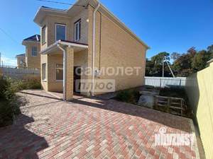 Коттедж 143м&sup2;, 2-этажный, участок 3 сот.  